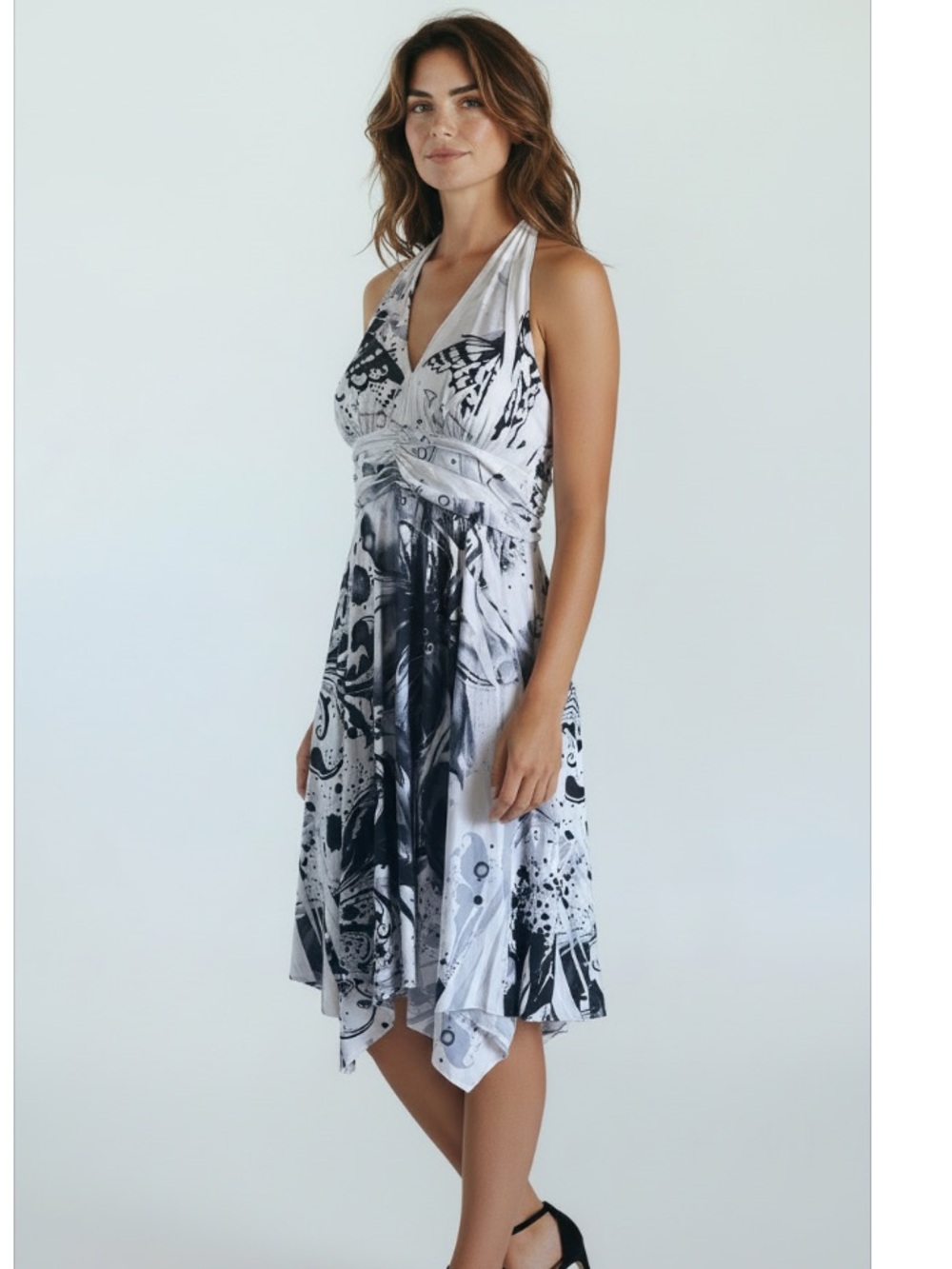 Crimson Ivy Women’s Halter Black White Graphic Print Black & White  Dress Size M